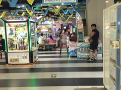 -反斗乐园π·电玩·高空拓展·蹦床(龙华天虹店)