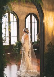 -雪中彩影婚纱摄影·微光艺术中心