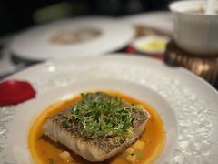 -弦月窗LUNETTE BY AMANDA(复兴路店)