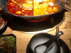 台式麻辣锅-湊湊火锅·茶憩(杭州湖滨银泰in77店)