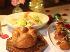 手工餐前面包-Kathleen's Waitan 凯圣琳江景西餐厅(外滩店)