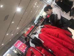 -美特斯邦威(新天地购物中心店)