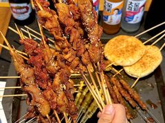 -卞二小串·鹤岗烧烤·坑烤(永定路店)