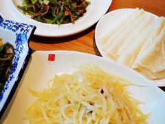 -秦香阁·西北家常菜(徐汇日月光中心店)