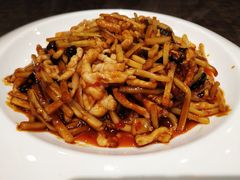 鱼香肉丝-老牌坊•鲁菜名店•地道济南菜(大观园商埠店)