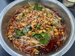 -周良天山牛杂城(天山路总店)