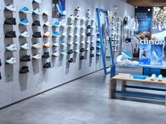 -HOKA(北京蓝色港湾店)