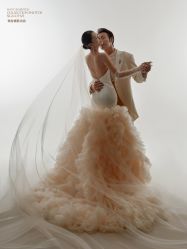 点击看大图 -至臻微拉婚纱摄影