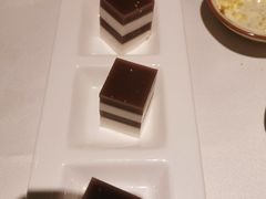 椰汁红豆糕-申粤轩酒楼·三十年粤菜经典(丁香花园店)