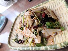 -有红鸡毛店·川菜(建设路店)