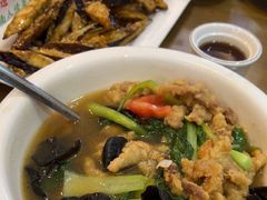 -鲁南仔·滕州炒鸡(经三路店)