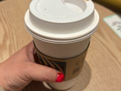 -星巴克臻选(莘庄仲盛店)