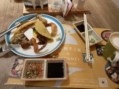 -咖啡苑自助餐厅·中国大饭店