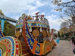 -七彩云南欢乐世界