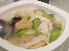 胜瓜支竹浸鱼腐-惠爱餐厅