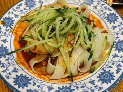 秘制凉皮-柴窝堡22号辣子鸡·传承新疆菜