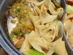 -阿瓦山寨·湘菜现炒·剁椒鱼头王(咸阳总店)