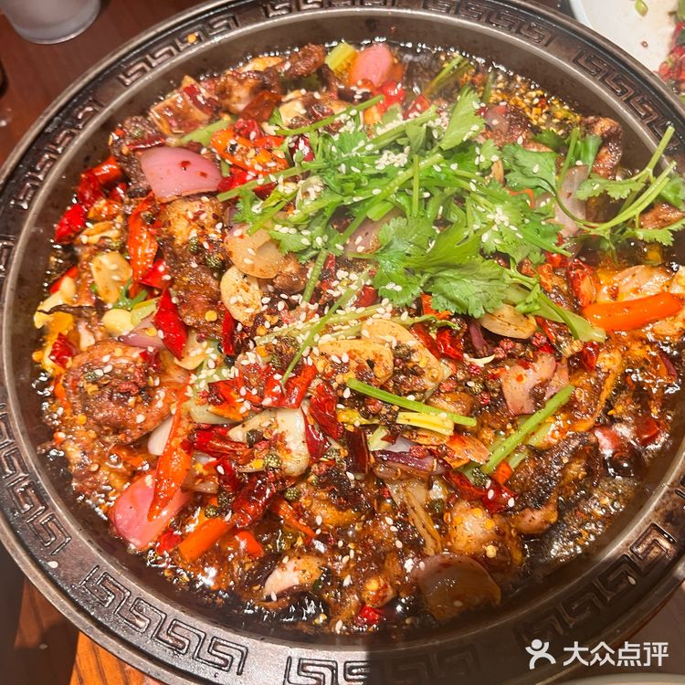 伍大旺川菜味道地道，菜品丰富，食材新鲜，味道正宗