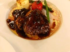 煎牛里脊配鹅肝红酒-马克西姆餐厅(崇文门店)