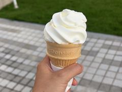 -麦当劳(展览路店)