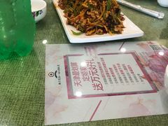 特色鱼香肉丝-桃子餐厅·天津菜(红星路直营店)