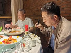 -鄱阳湖·江西小炒·瓦罐煨汤(五道口店)