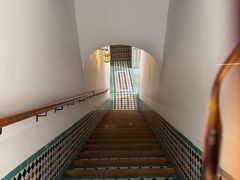 -阿里·本·优素福神学院