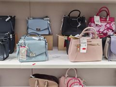 -唯品会(北京国瑞城店)