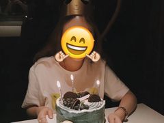 -半勺舒舒生日蛋糕店