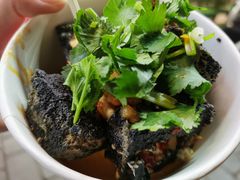 -黑色经典臭豆腐·湖南特产(坡子街店)