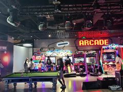 -世代星球·保龄球·镭战真人CS·团建(杨浦店)