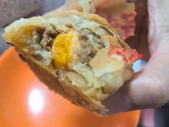 咸蛋黄鲜肉月饼-真老大房(南京东路店)