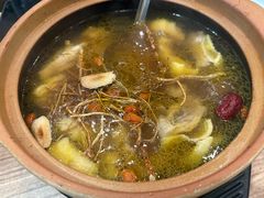 -永記粤菜·五指毛桃花雕鸡煲(九亭店)