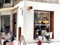 -Line 咖啡(石厦花园店)