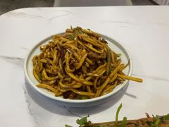 炒杏鲍菇丝-老昌春饼(学府凯德店)