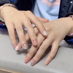 -艾珂·美甲美睫