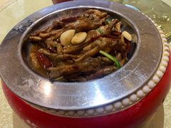-鲁小三·大骨自助(金山总店)