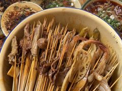 -拈签一笑黄牛肉辣卤串串