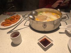 -肥仔文澳门猪骨煲(南京西路店)