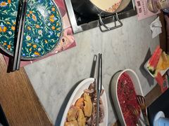 -尚尚仙·酸汤猪手·猪肚鸡火锅(华联万柳购物中心店)