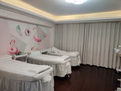 -康美贞·痘肌养护管理中心