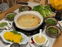 -广顺鑫猪肚鸡(经八路店)