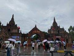 -一寨两国风景区
