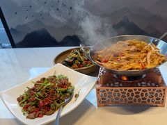 -三湘四水正宗湘菜(君峰路店)