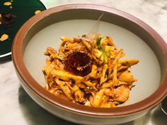 敲糖棒棒鸡-辛香汇·现炒川菜(淮海路百盛店)