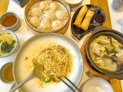 -馋三尺蟹粉小笼(人民广场店)