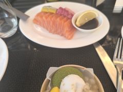-圣丰索菲特·2 On 988 Café 自助餐厅