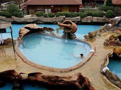 -汤山温泉房车营地 茶温泉