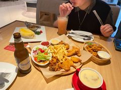 -必胜客(WOW中心城店)