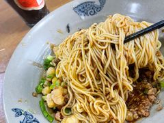 -丁丁猫重庆小面(徐州路店)